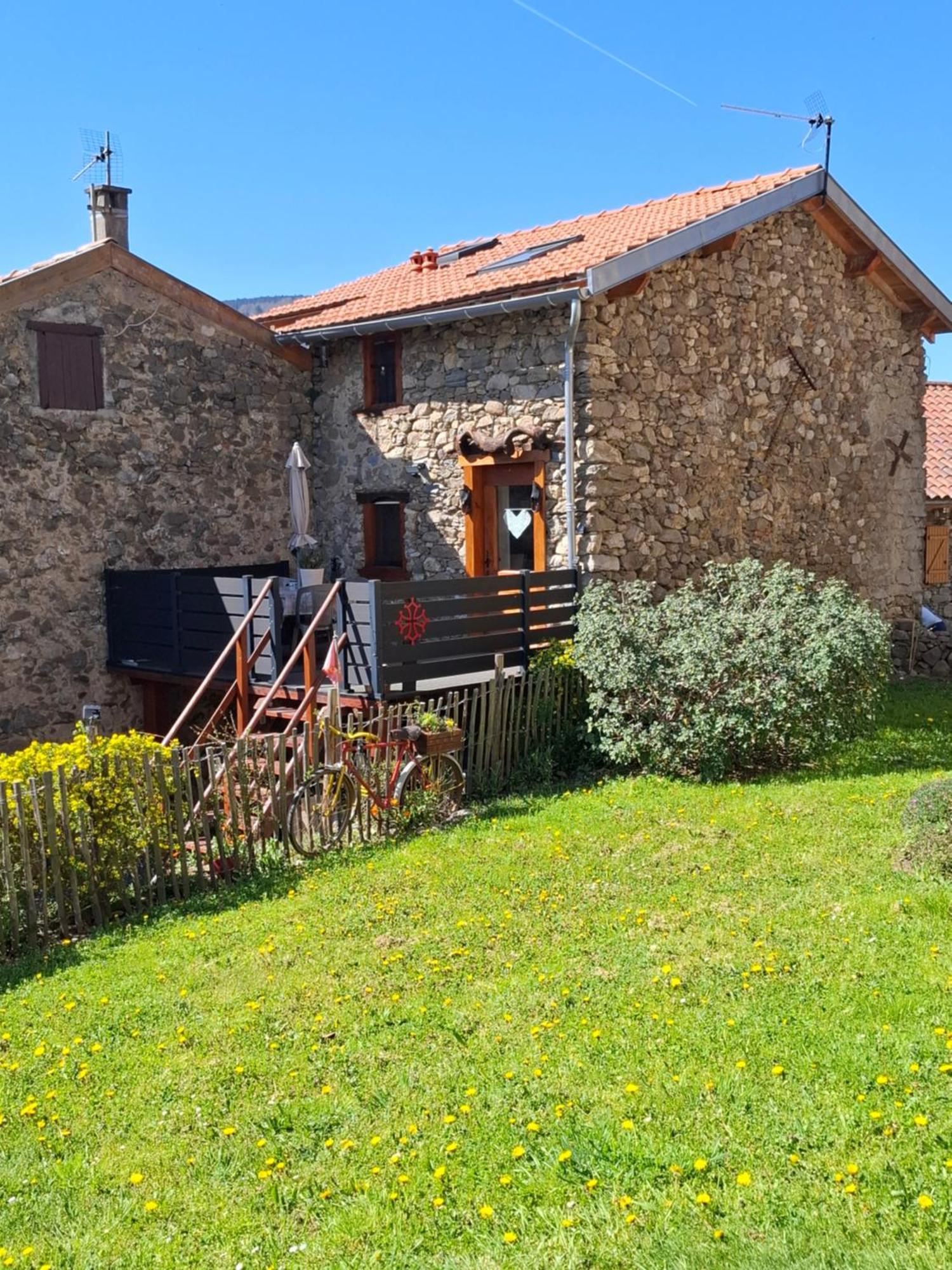 Gite La Grangette De Pauline Mercus-Garrabet Exterior photo